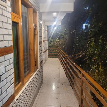 Hotel Snow Country Villa Manāli Exterior foto
