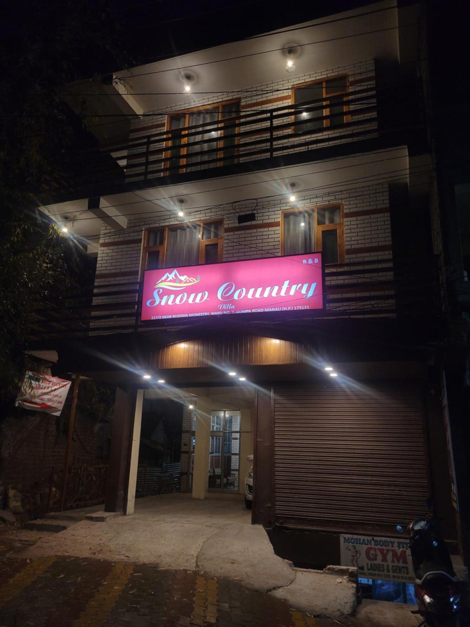 Hotel Snow Country Villa Manāli Exterior foto